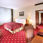 آرت نوفو بالاس فندق 5*